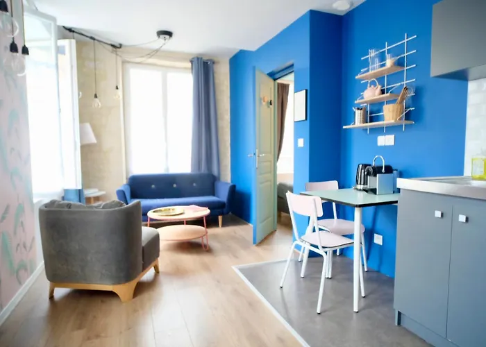 La Bonbonniere, Bleue Ou Rose